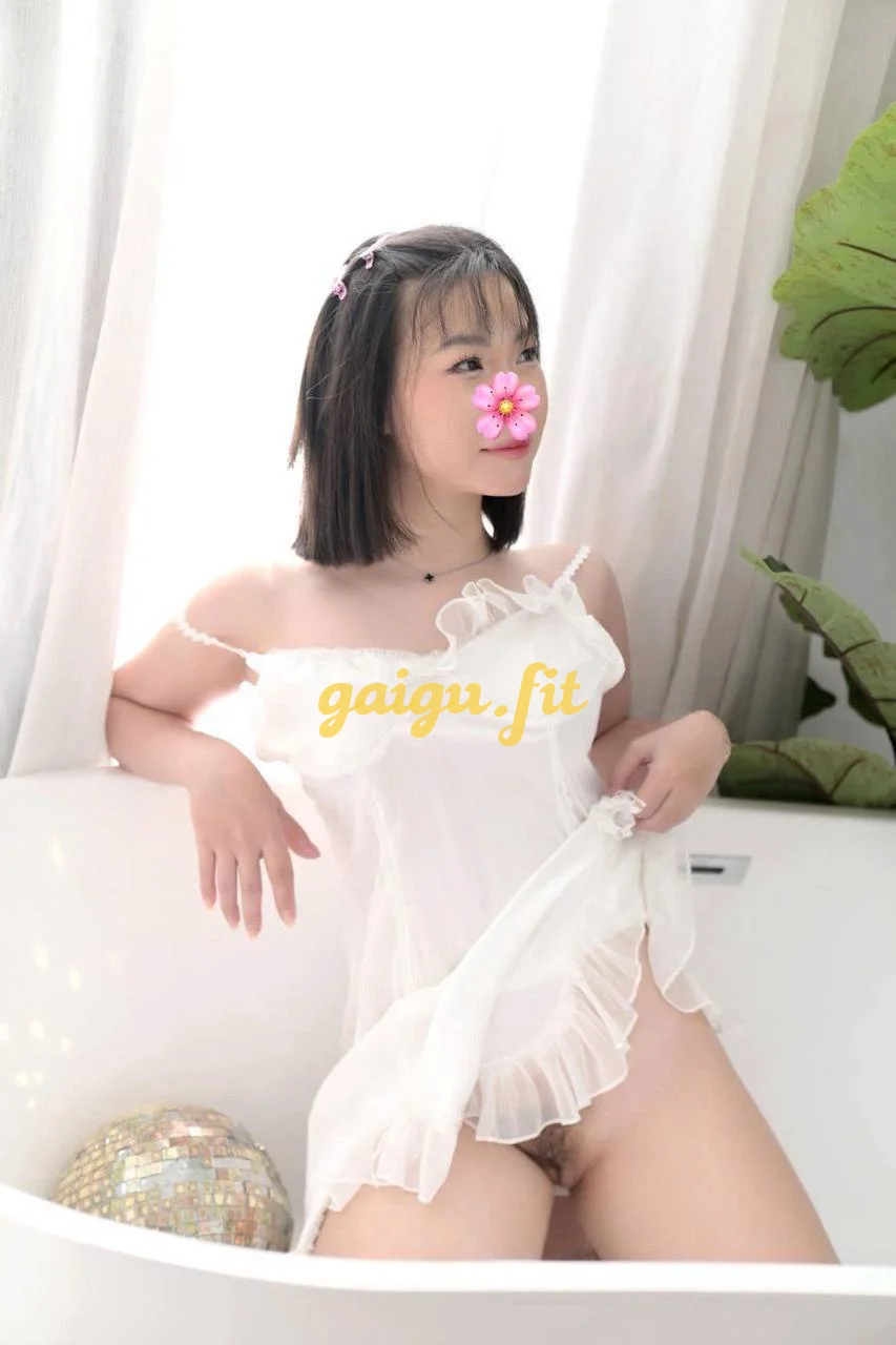 Kim Ngân Gái Xinh Thân Thiện