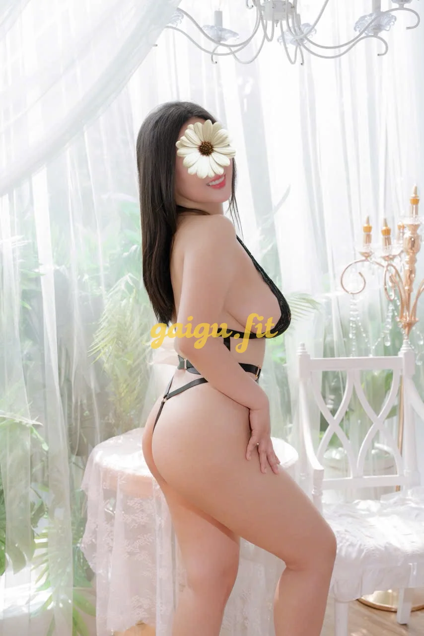 HANA- MASSAGE FUCK VÚ TO KHỦNG CỰC DÂM