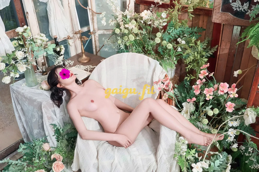 ĐÃ NGHỈ  _ MẶT XINH DỄ THƯƠNG _ BODDY MÌNH DÂY RẤT SEXY GỢI CẢM