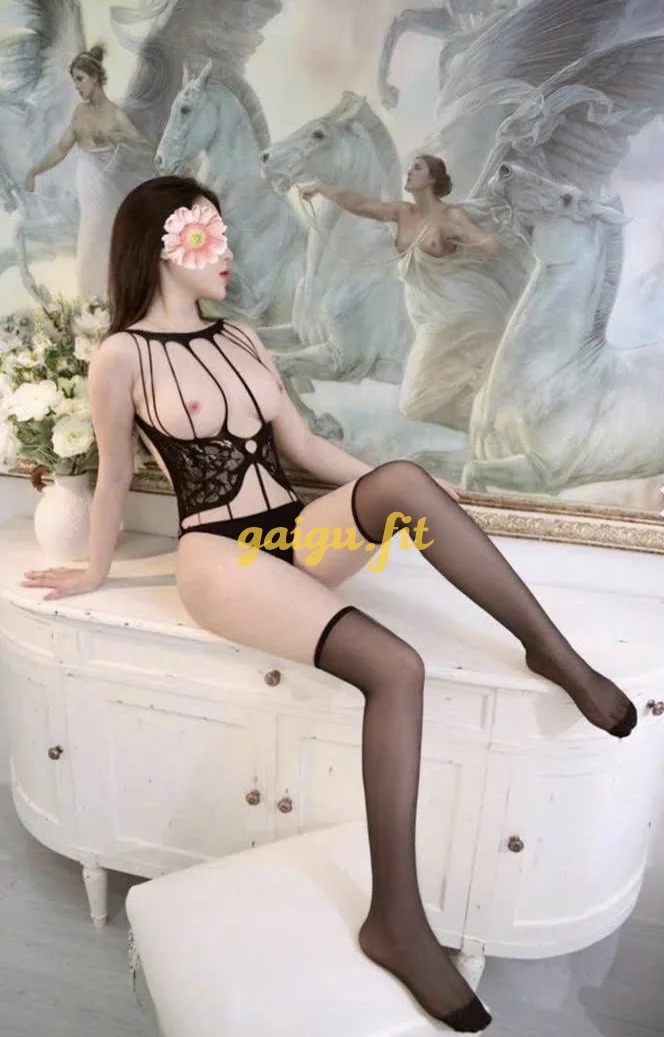Cherry Ngọc Anh 2k6 đẹp như thiên thần