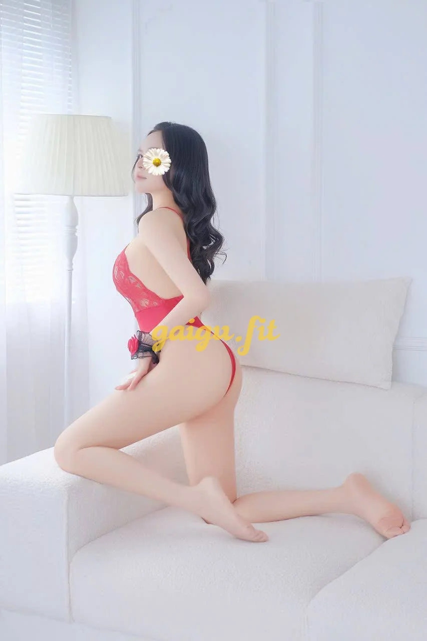 SAM BABY SIÊU PHẨM VÚ CHẮC MÔNG CONG DOGY SIÊU DÂM