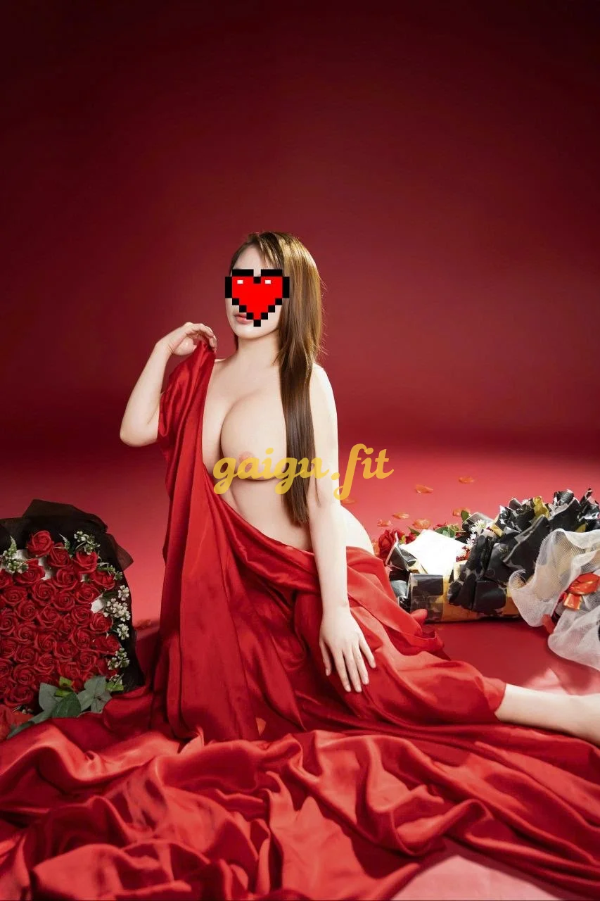 PHƯƠNG YẾN EM GÁI NHỎ NHẮN VÚ TO MÔNG BỰ TÌNH CẢM