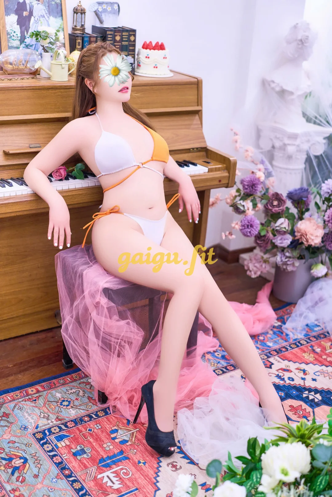 Thuỳ Anh - Body ngọt nước, mềm mại gợi cảm, xinh sang quyến rũ