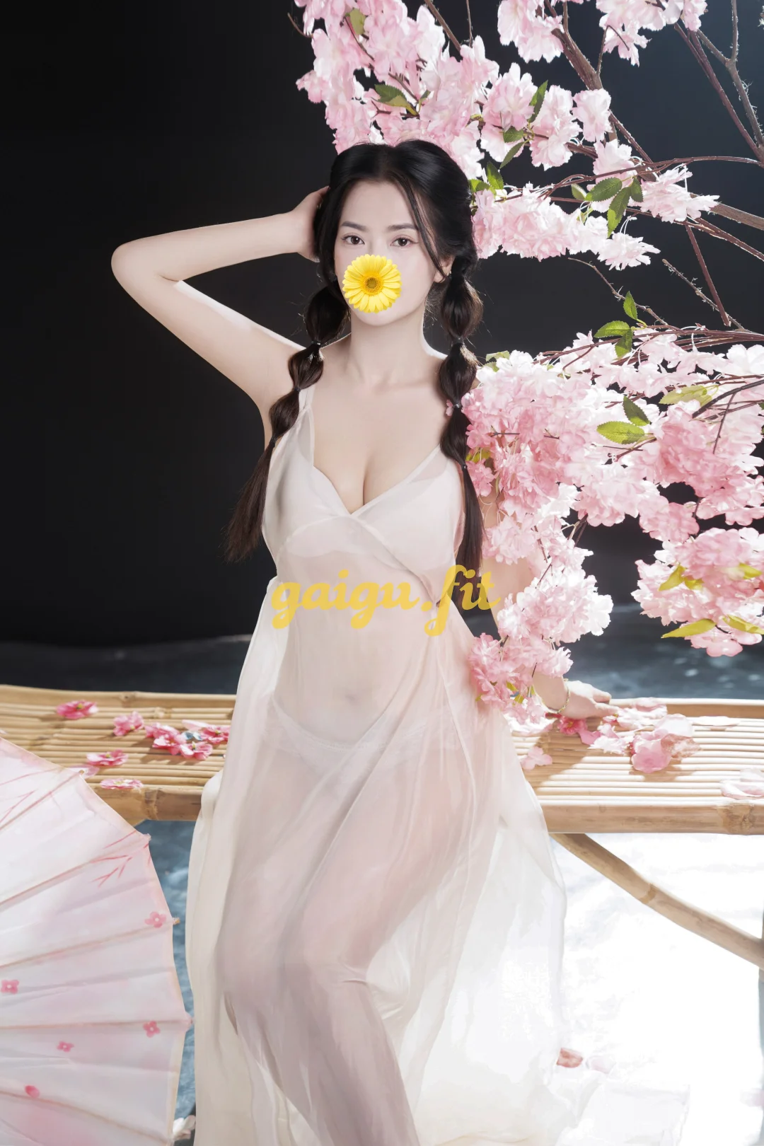 BÉ LUCKY DÁNG CHUẨN MỚI ĐI LÀM LẦN ĐẦU