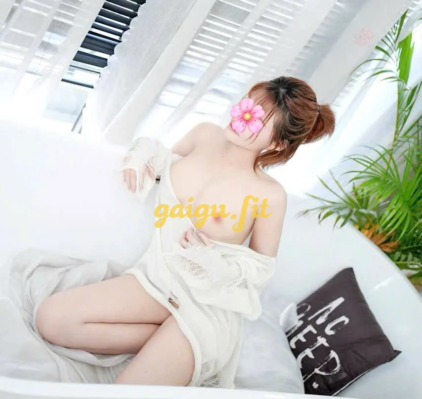 NGỌC BÍCH GÁI DÂM SERVICE ĐỈNH LÀM TÌNH VÉT MÁNG 6996 BAO SƯỚNG