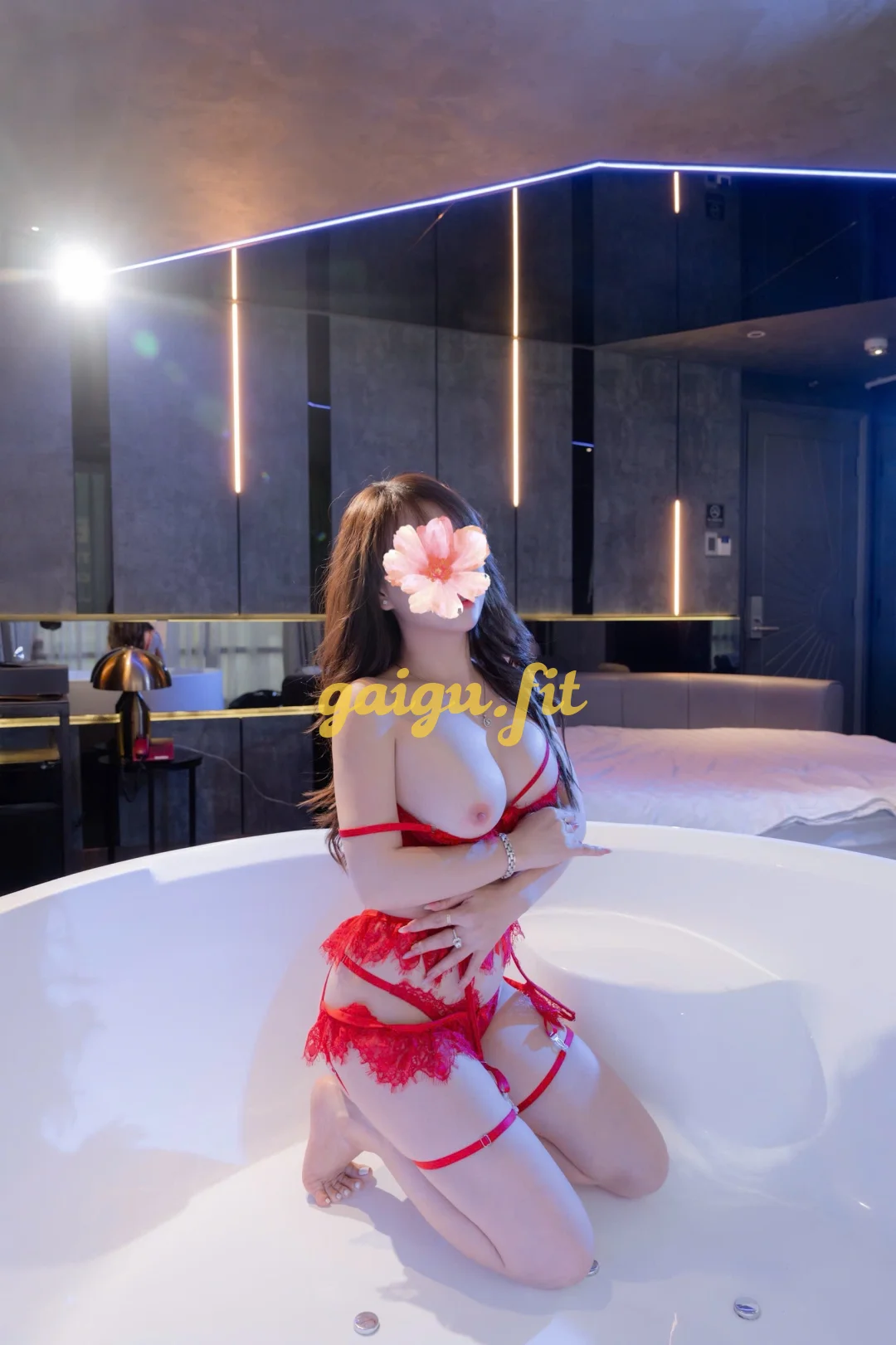 RUBY_NỮ HOÀNG DÂM ĐÃNG_TẬN TÌNH CHIỀU KHÁCH NHƯ NGƯỜI YÊU