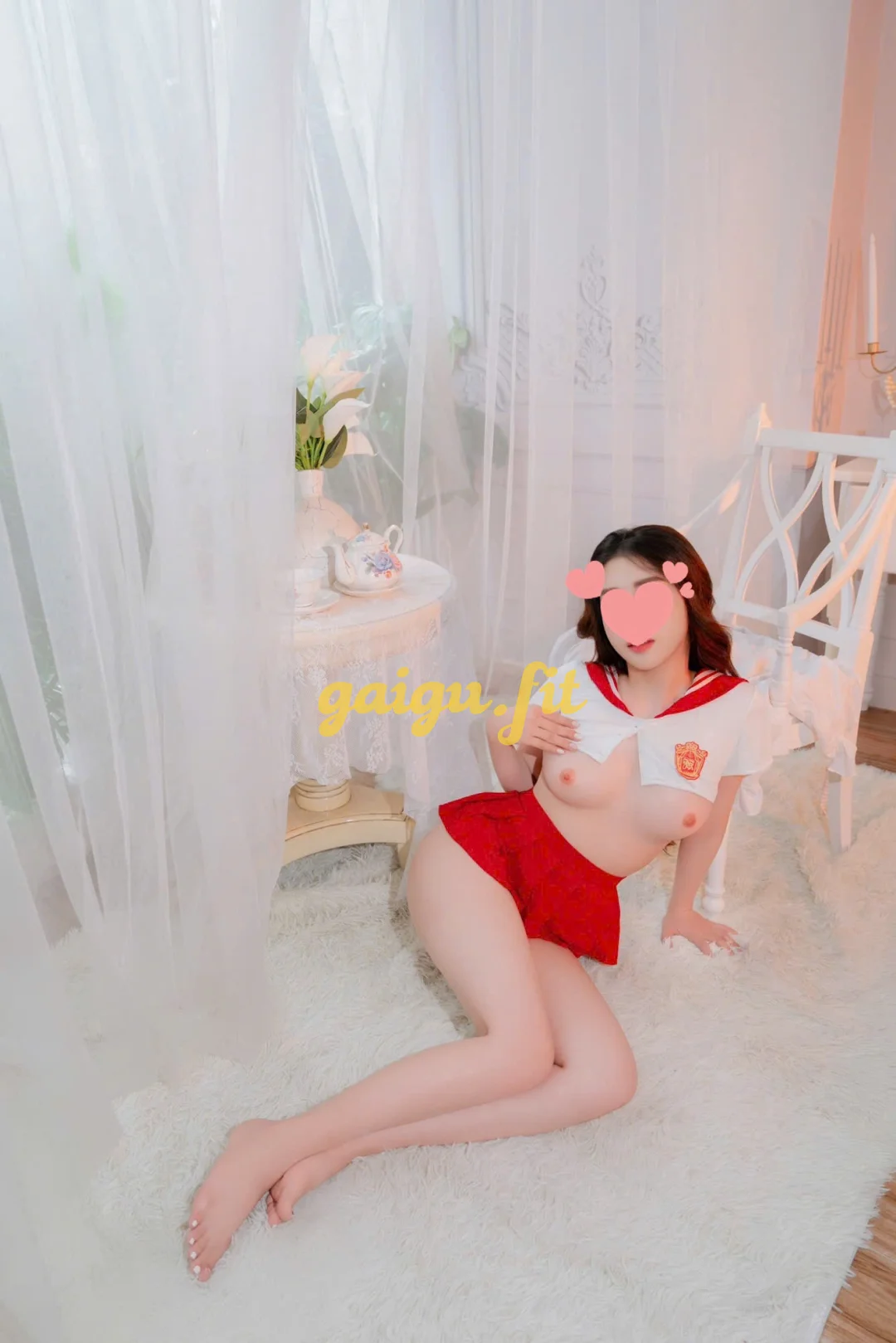 BÉ KIM - GÁI XINH, DÁNG CAO DA TRẮNG, SEXY CHIỀU KHÁCH HẾT NẤC.