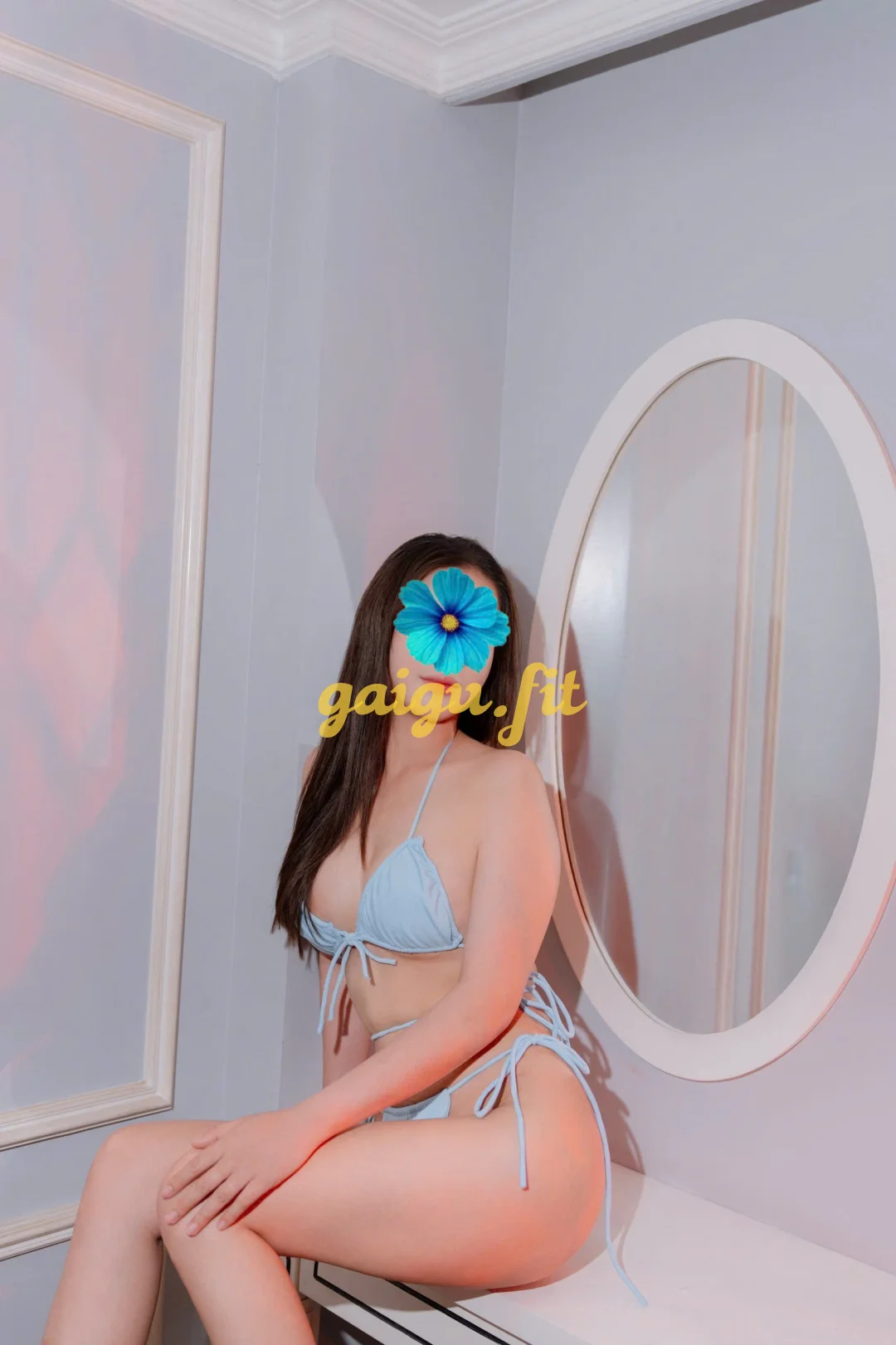 Bé Moon - Biết Massage- cao ráo, mặt xinh, làm tình giỏi