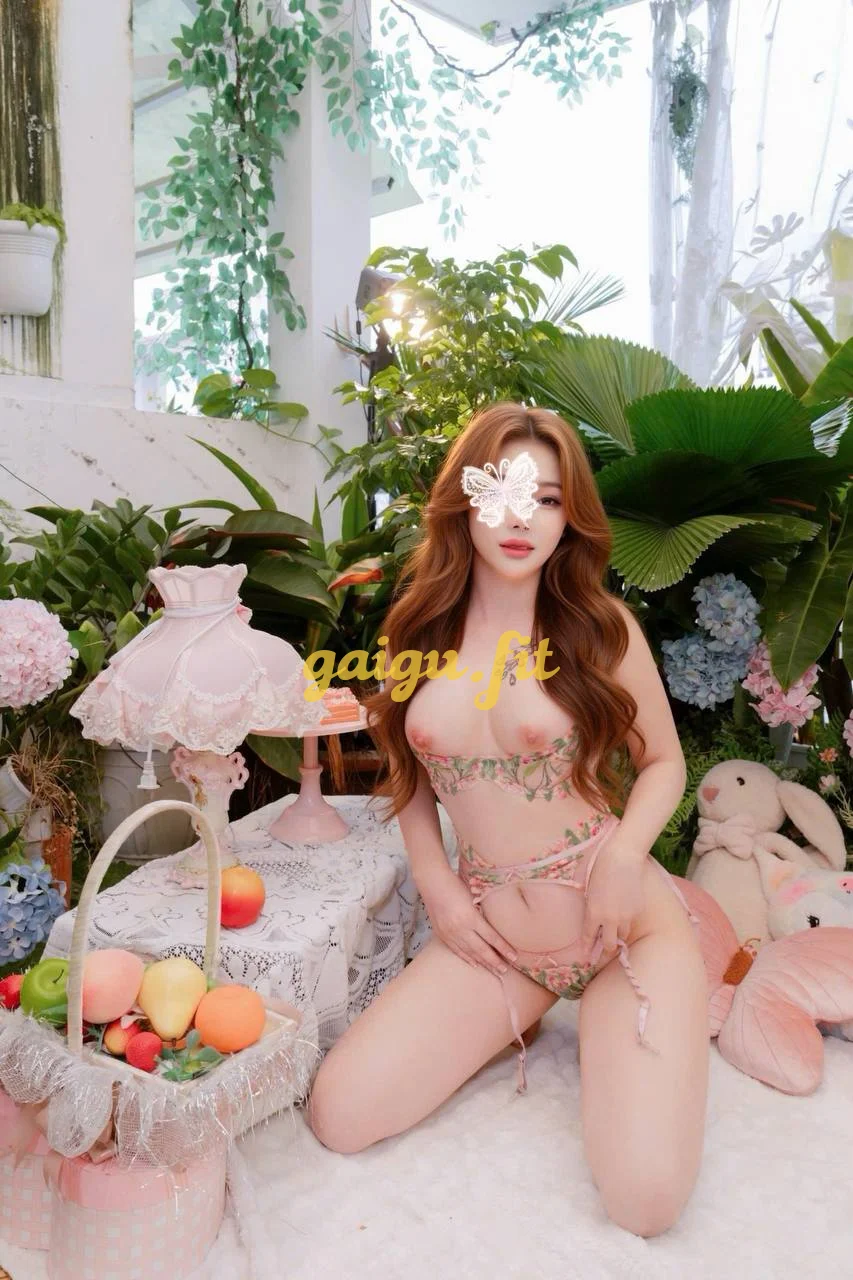 ❤️ Linh Bông ❤️ Xinh dâm - Chiều Khách - vú to cam kết nhiệt tình + massage free