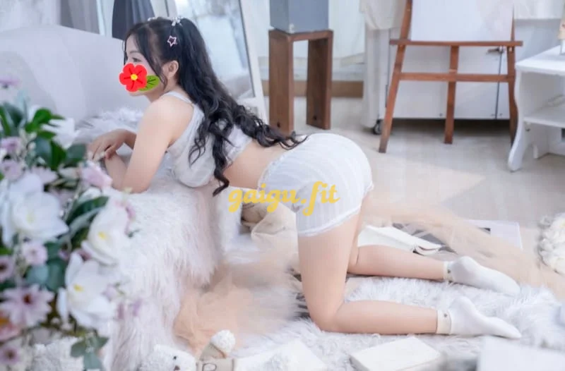 ( ) LÂM NHI - FACE NÉT - 3 VÒNG NÓNG BỎNG