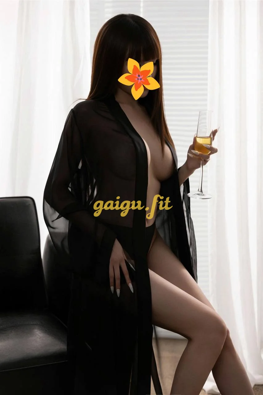 Vân Nhi 2K  - Tuyệt Phẩm Mỹ Nhân - Body nóng bỏng🔥 chiều khách hơn NYC !
