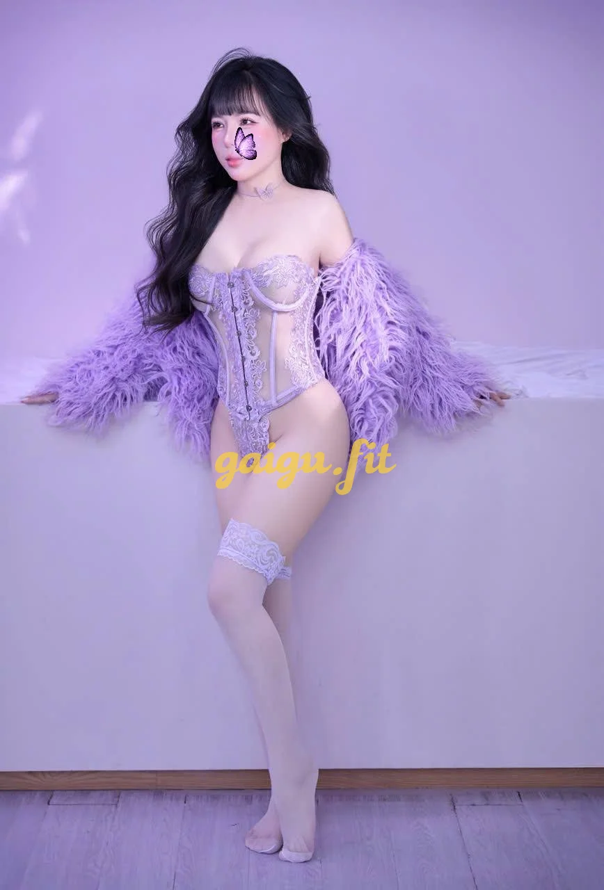 Khánh vy❣️hot girl glamorous❣️siêu phẩm.