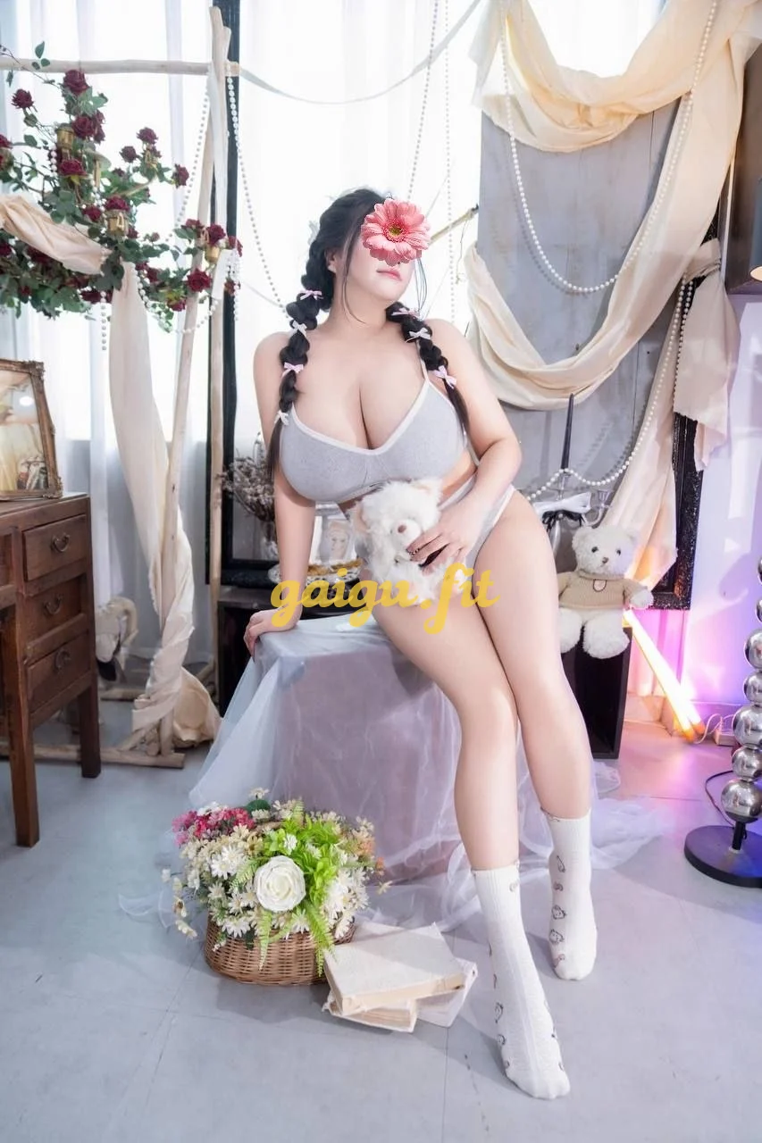 BÉ HÀ MY - HOT GIRL 2K3 MIỀN TÂY - MẶT XINH - VÚ KHỦNG BODY NÓNG BỎNG