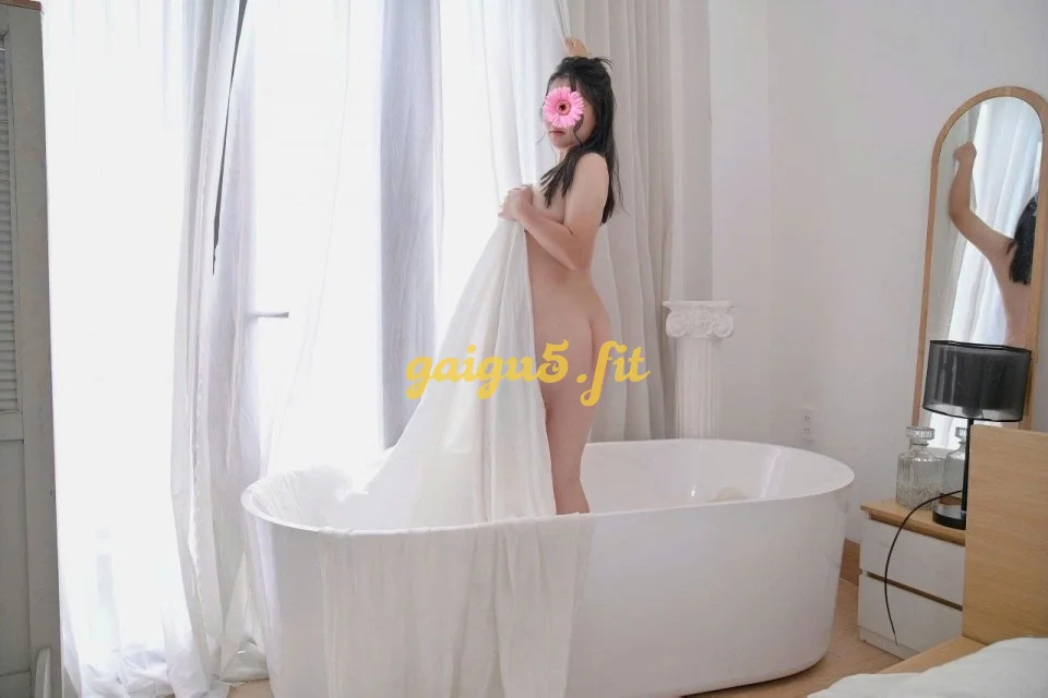 KHÁNH VY - Dâm thần nữ - Mũm mũm dịu dàng - Chiều khách mê tơi