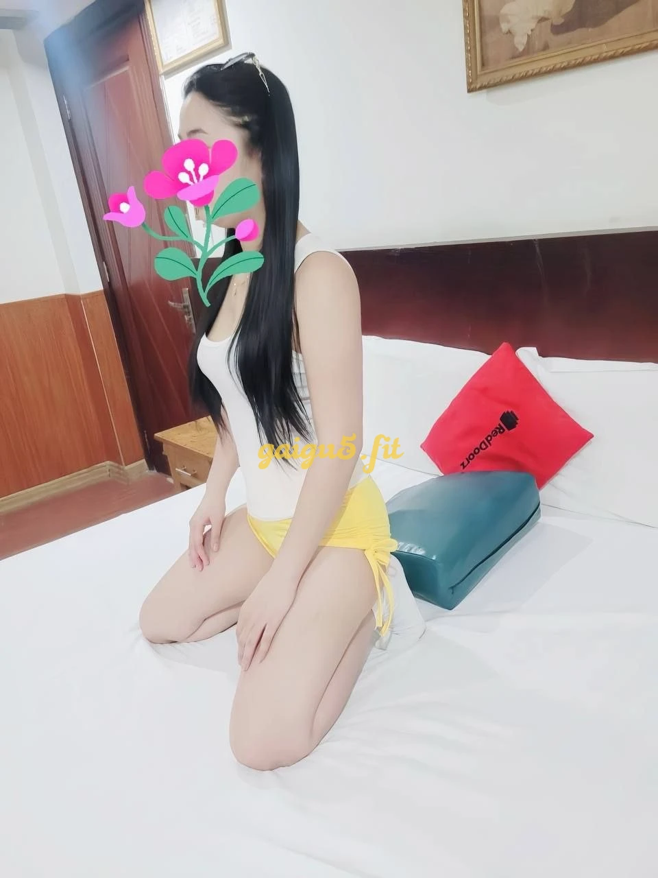 Bé Kẹo 2k1 mặt xinh dáng chuẫn vào đời.