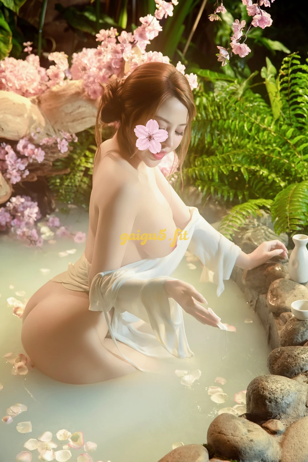 SIÊU MẪU NHẬT HẠ - VẺ ĐẸP HOÀN HẢO QUYẾN RŨ CUỐN HÚT