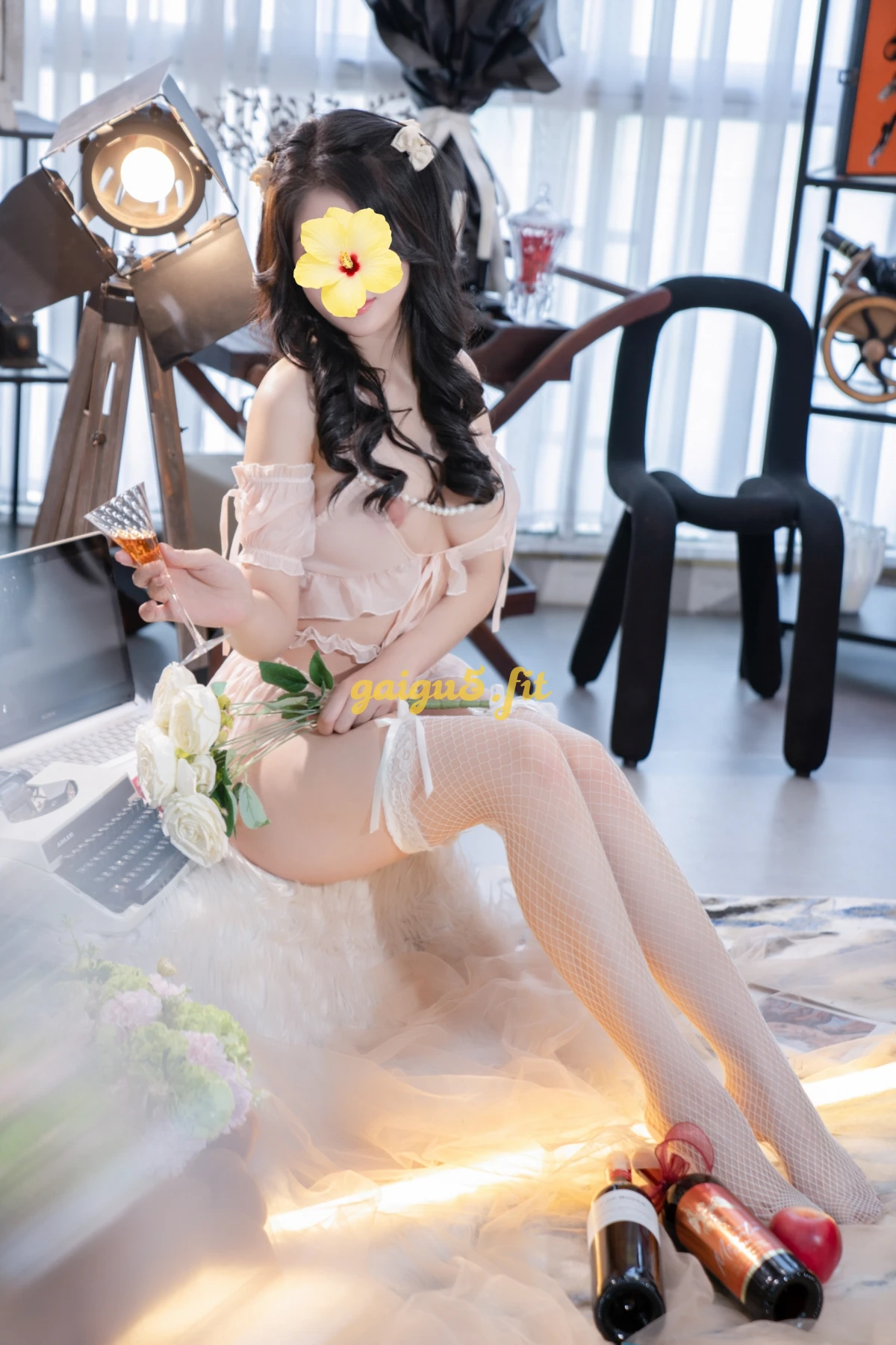 BÉ CANDY SIÊU PHẨM MẶT XINH DỄ THƯƠNG MỚI VÀO NGHỀ ĐI LÀM