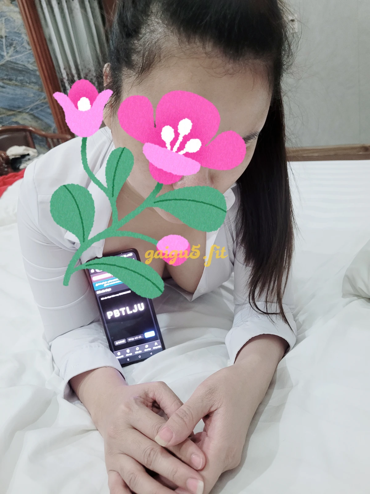 Mỹ Trinh hình dt chân thật 100%