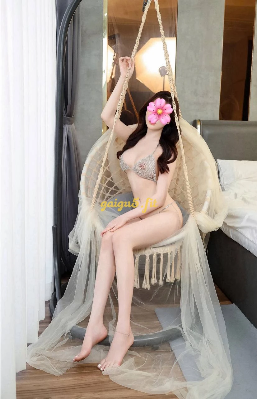 ❤️BÀI CÓ CLIP❤️ HOTTEEN LINH NHI 2K2 BABY HÀNG CAO CẤP CHIỀU KHÁCH LÀM TÌNH DÂM