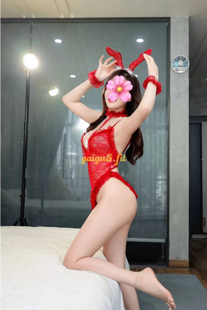 ❤️BÀI CÓ CLIP❤️ HOTTEEN LINH NHI 2K2 BABY HÀNG CAO CẤP CHIỀU KHÁCH LÀM TÌNH DÂM