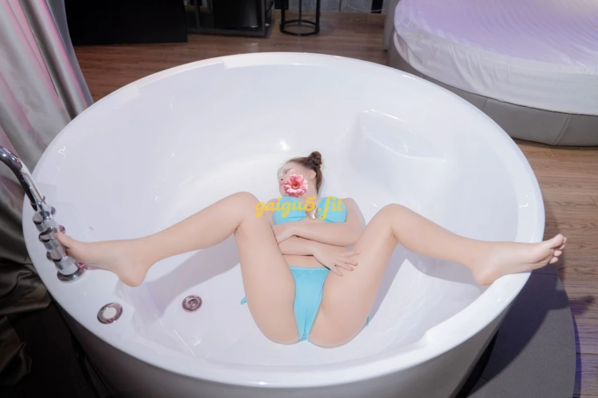 BÉ MAI TRANG DÂM XINH TUYỆT PHẨM BÚ CU LÚC CÁN LÀM TÌNH CUỒNG NHIỆT BAO PHÊ