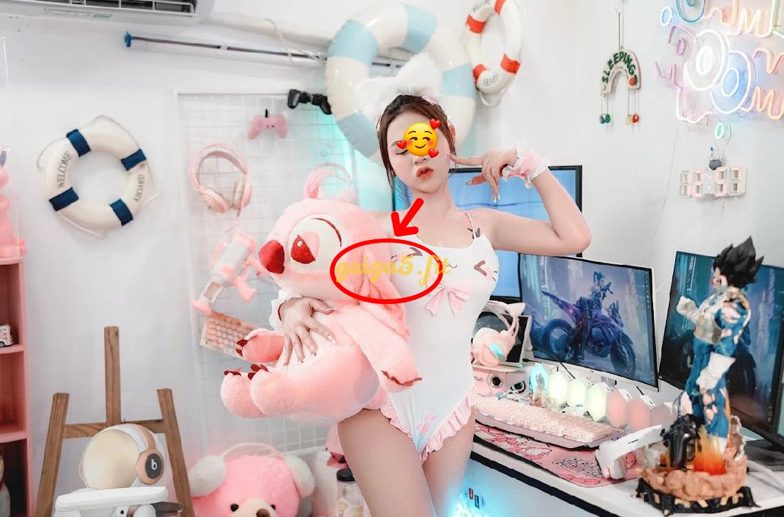❤️ GÁI NON HUYỀN MY_ GƯƠNG MẶT XINH XẮN, BODY CỰC NGON❤️