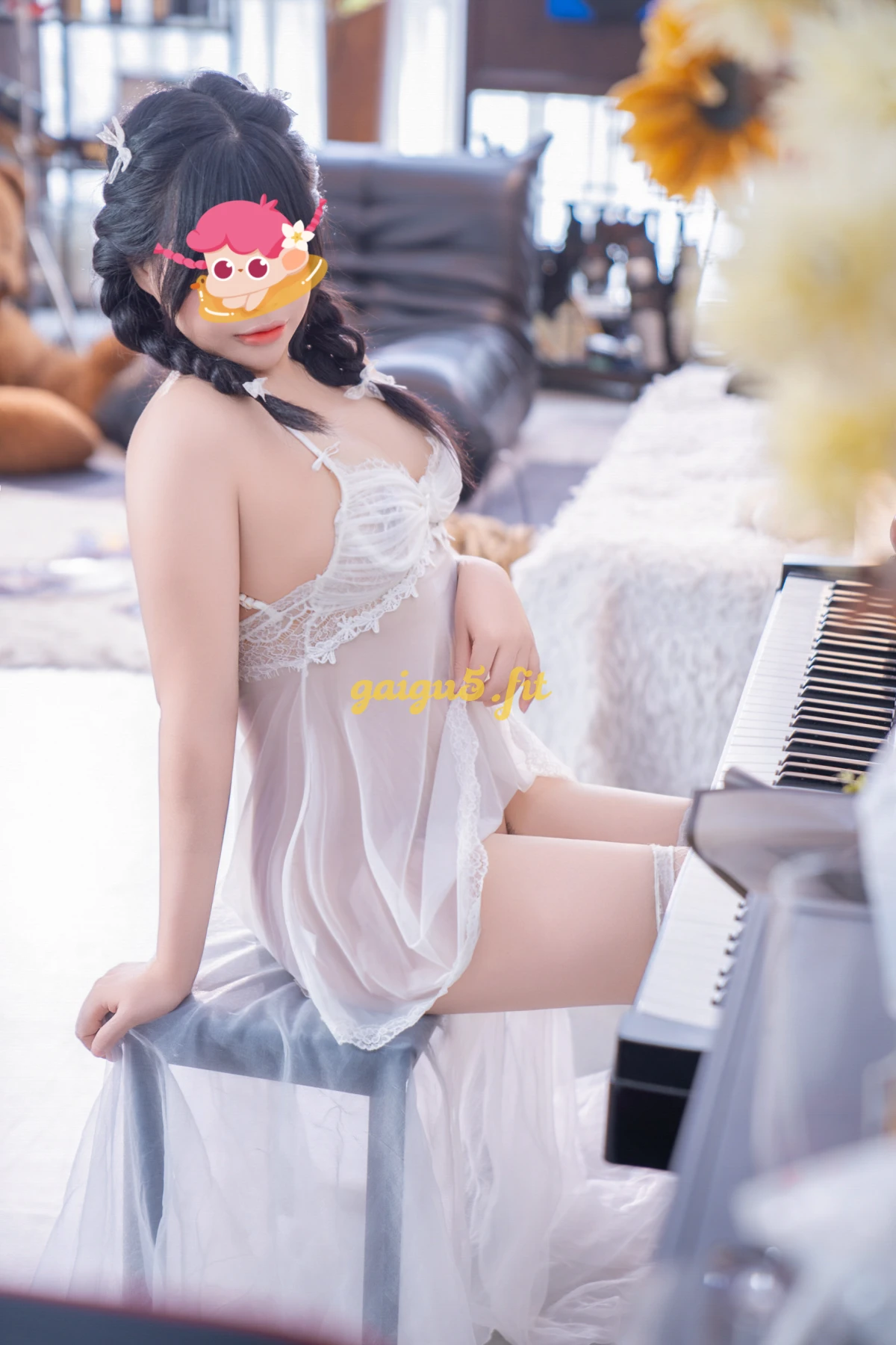 BÉ LINH CHI 2k5 168cm XINH XẮN, NGỰC ĐẸP, DÁNG CHUẨN DỊU DÀNG