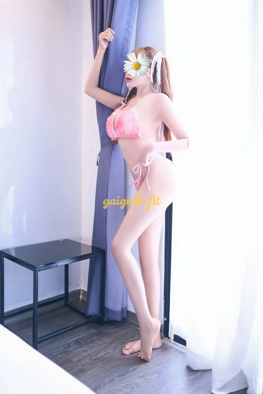 NGỌC NHI SIÊU PHẨM GÁI XINH TRÌNH LÀNG - HÀNG NGON VÚ BÍM HỒNG HÀO NHIỀU NƯỚC CHỊCH CỰC PHÊ