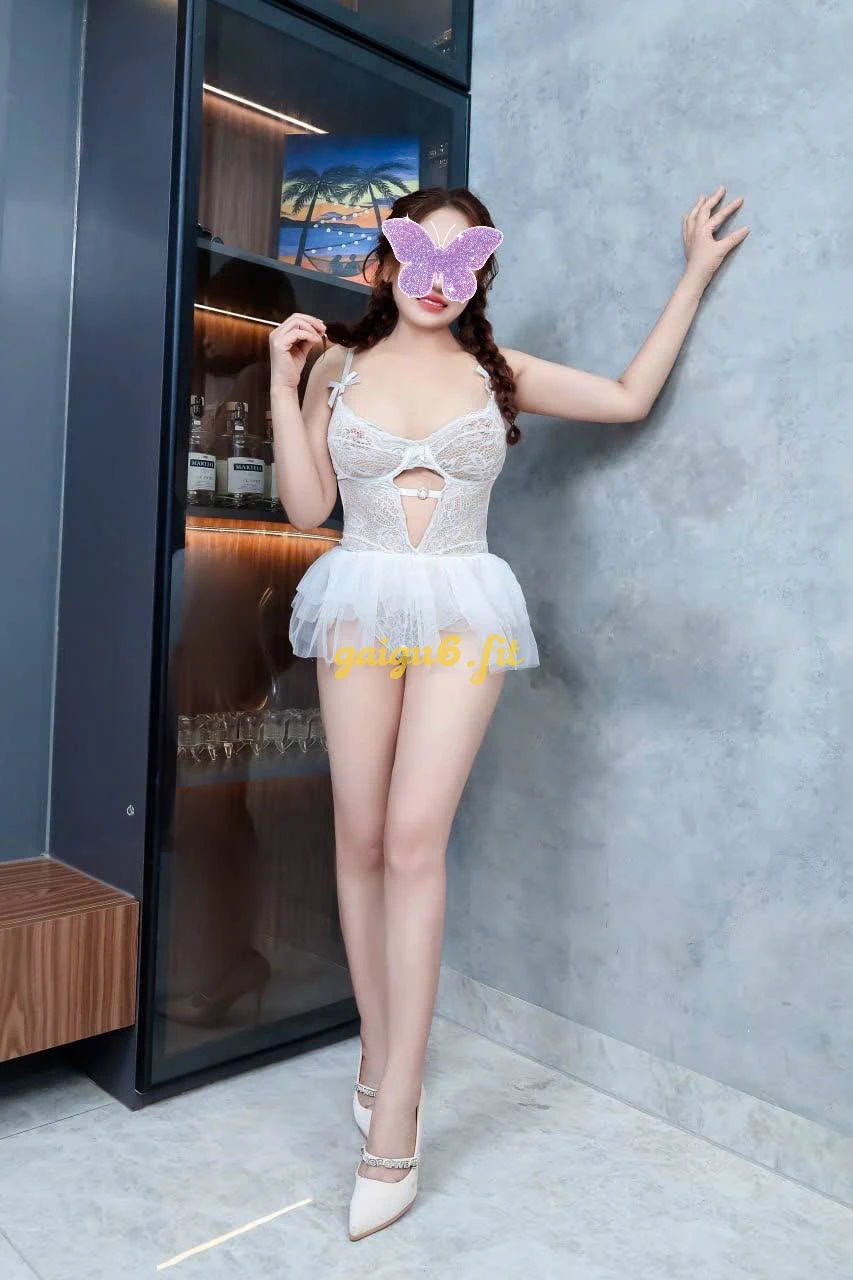 🌸KAMI🌸 Em Gái Mặt Dâm Bướm Khít - Vú Đẹp - Bú Mút Cực Phê - Chiều Khách Hết Mình