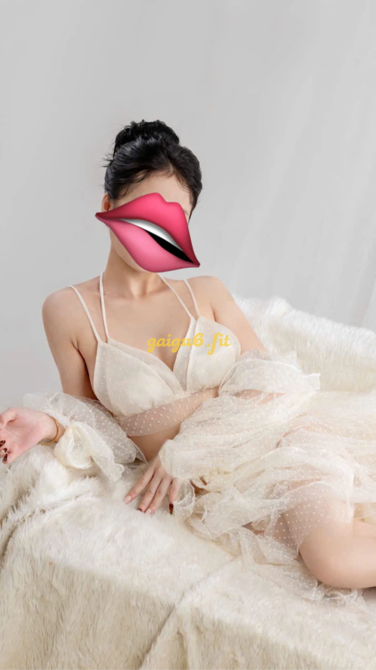 💗HOT TEEN_ THỦY TIÊN 2k7 Mặt Xinh Baby,Da Trắng Bym Khít