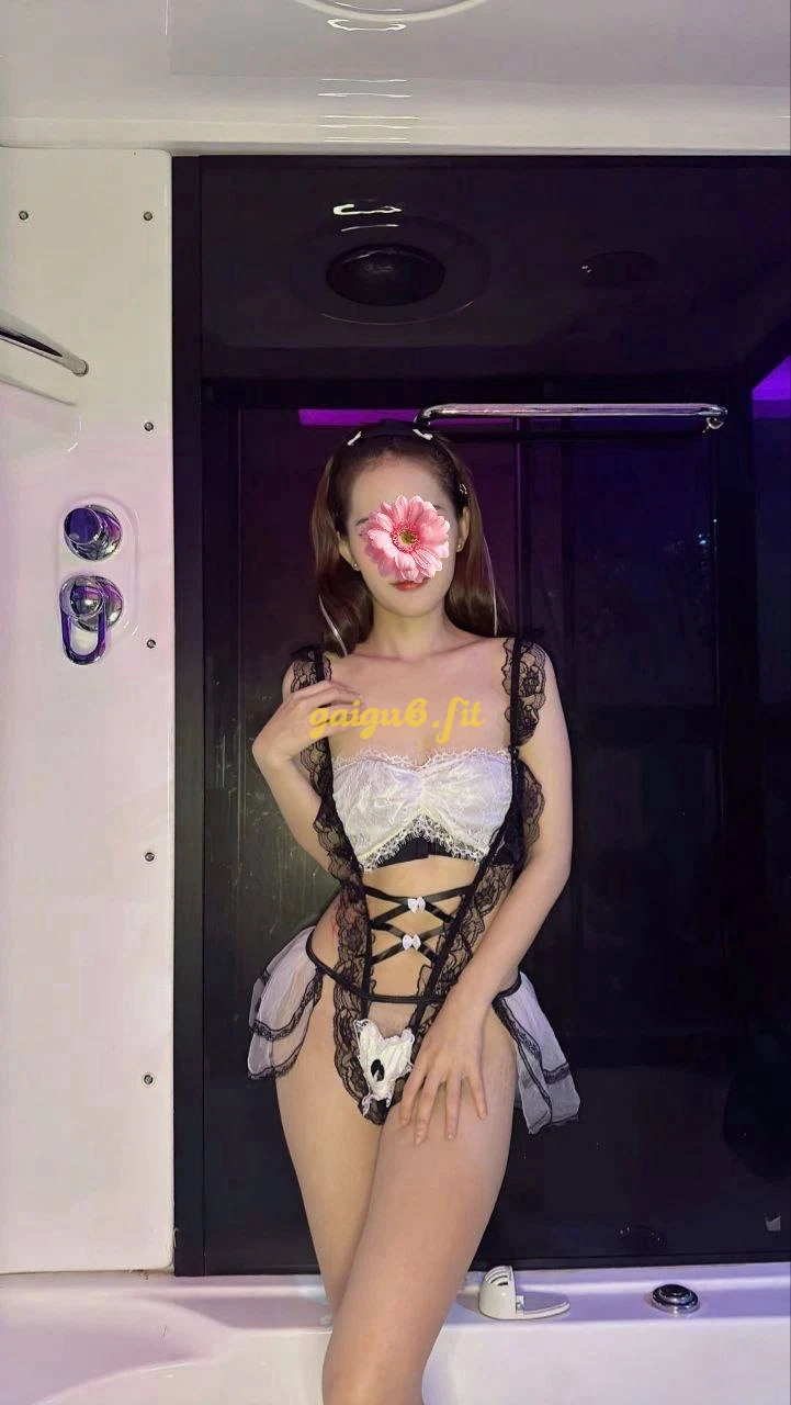 ⭐Anh Thư⭐em hàng ngoan xinh tươi, nhẹ nhàng,hợp tác!!!