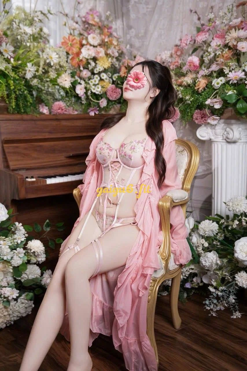 ❤️V.I.P-Yến Nhi❤️Dễ Thương Nhiệt Tình và Chiều Chuộng Hết Mình