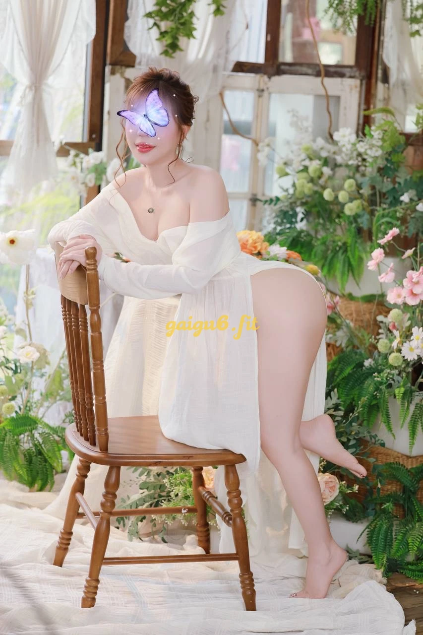 ❤️ Anh Thơ ❤️ Xinh Trắng Đẹp Từng Centimet