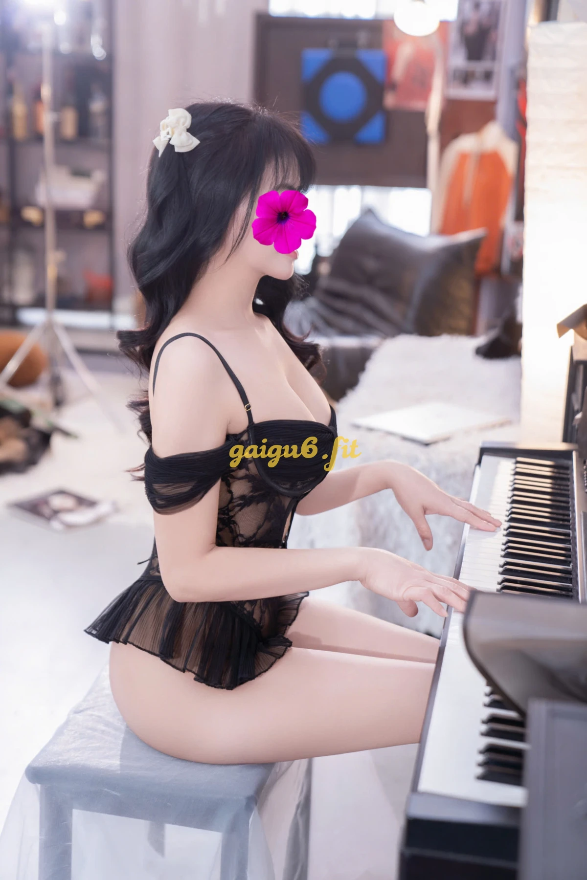 💗TÚ UYÊN ❤️GIRL NUỘT, HÀNG KHỦNG, BIỂU CẢM CHUẨN JAV