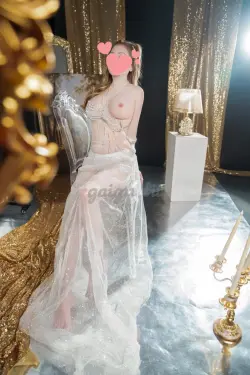 Băng Băng NHIỆT TÌNH DÂM ĐÃNG, YÊU NGHỀ