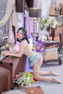 BÉ THÙY DƯƠNG XINH VÚ TO DA TRẮNG HÀNG MỚI TINH NGOAN HIỀN CỰC CHIỀU KHÁCH