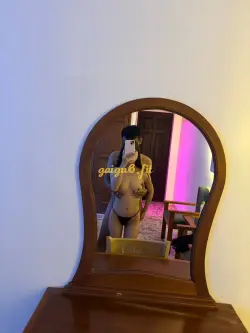 Ảnh đánh giá gái gọi